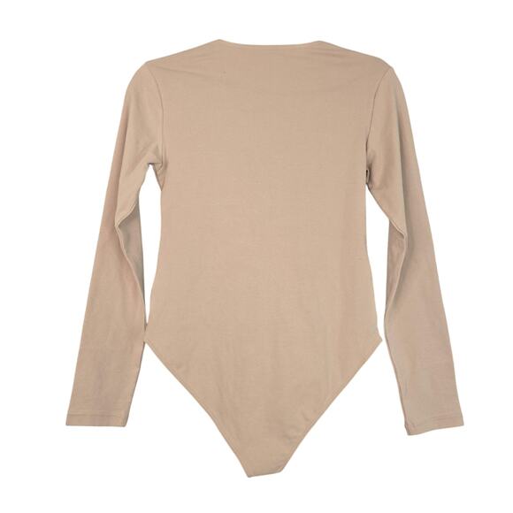 MANGOPOP Bodysuit Womens Medium Beige Long Sleeve Crew Neck Snap Closure Stretch - Picture 2 of 9